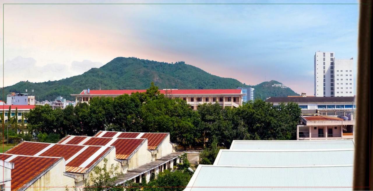 My Hotel Quy Nhon Esterno foto